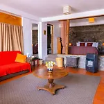 ¿Cuáles son los mejores hoteles cerca de Sacsayhuamán?